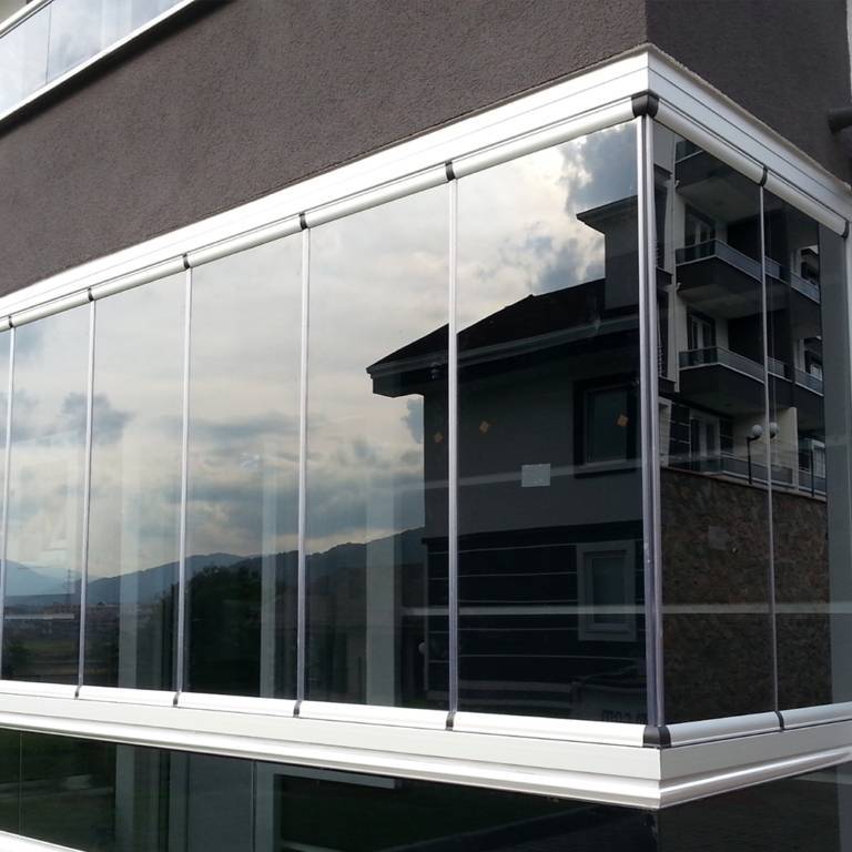 Cam Balkon Tamiri